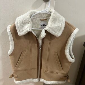 Zara Sherpa Vest